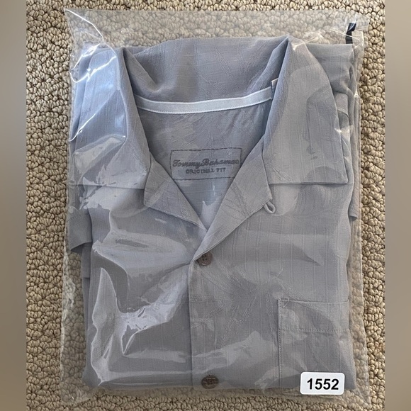 TOMMY BAHAMA 100% Silk Grey Floral Aloha Hawaiian Tropical Shirt Men M Medium - Picture 7 of 7